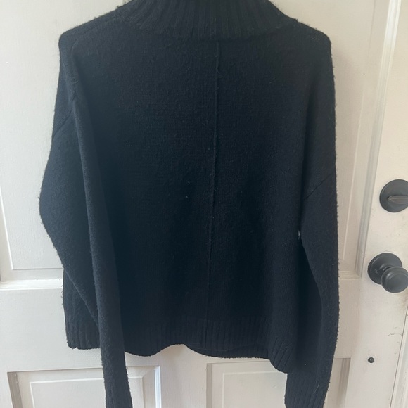 Frame black mock neck sweater size large - Picture 2 of 5